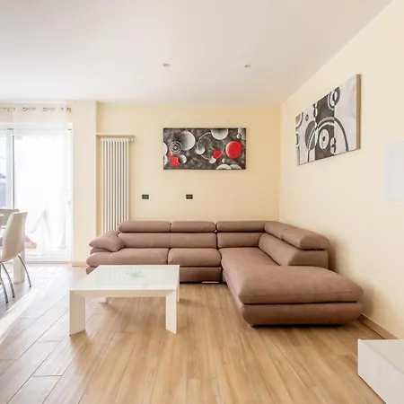 Apartment Casa Mia By Design Colico