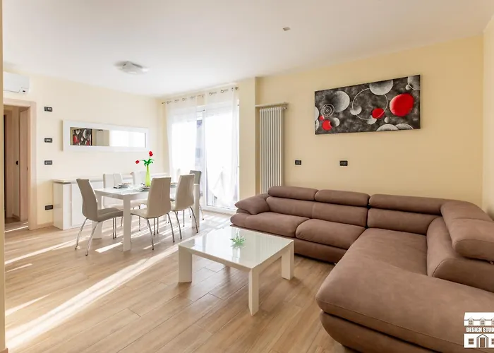 Casa Mia By Design * Colico